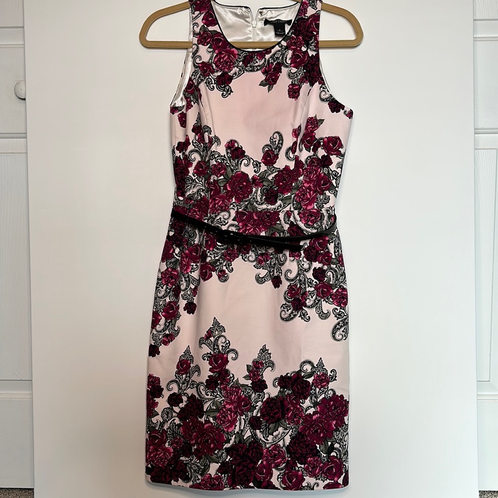 White House Black Market Dress. Size 6